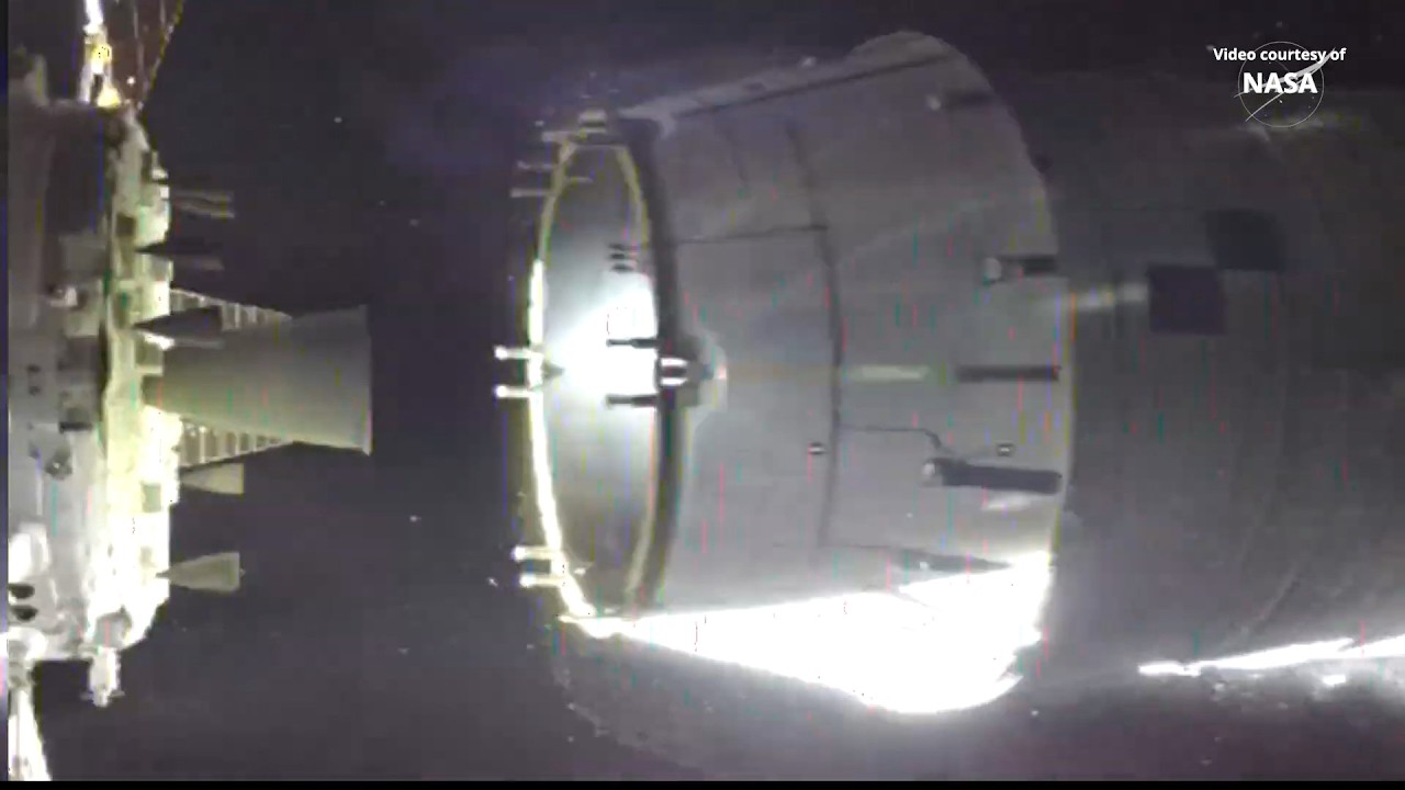 Artemis II Orion separation - YouTube
