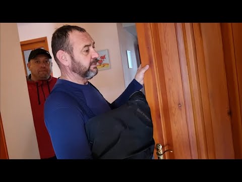 Приехали Артём и ГЕНА ОБОЗРЕТЬ КВАРТИРУ