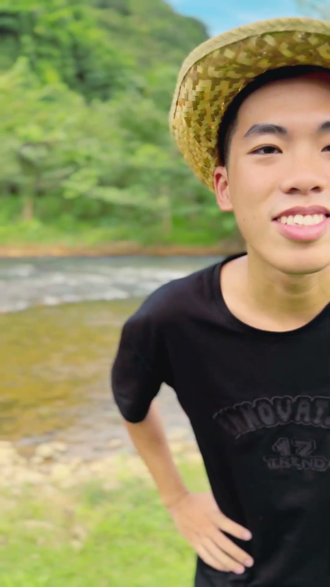 SH - Những chú mèo dạo chơi bên suối || Sound cover - Cats walking by the stream #shorts