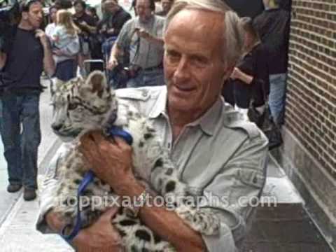 Jack Hanna - Greets Fans with Leopard at "The Late...