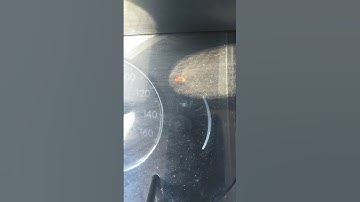 This Car Key Indicator Light is Blinking On and Off.