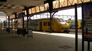 Aankomst Plan V 954 en 465 in Station Nijmegen