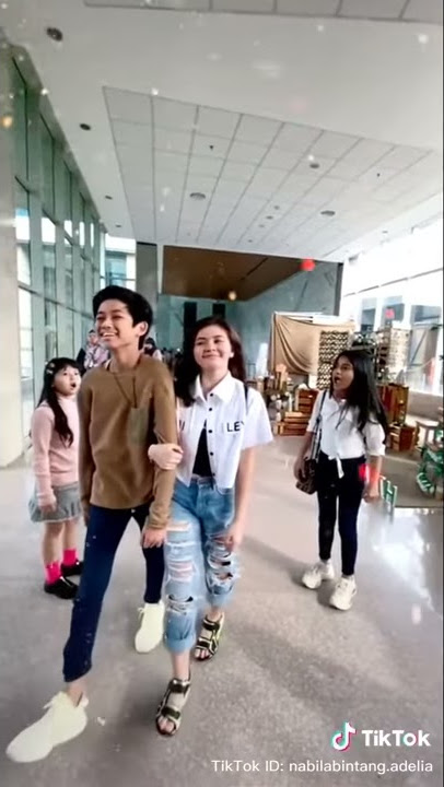 Nabila bintang like Anissa Aurel subscribe