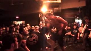 Throwdown - 06 - You Can't Kill Integrity - Live in Montreal QC - 08/12/2003