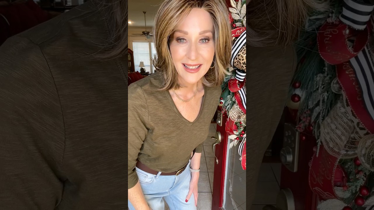 UPSTAGE WIG | 3 COLORS | Raquel Welch | BEST SELLING WIG