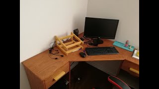 Lap top stand - DIY pine wood