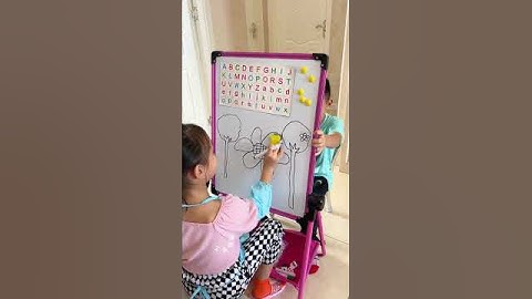 Children all like to write and draw. This double-sided blackboard is so convenient. The height is a
