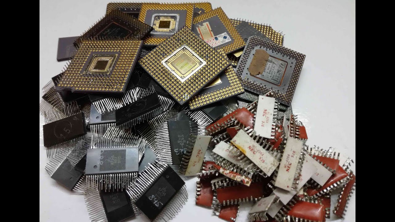 Золото из микросхем. В каких радиодеталях есть золото. Как получить золото из радиодеталей. Золото из радиодеталей в домашних условиях видео.
