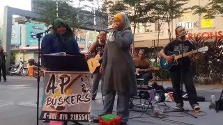 pengemis cinta-Ap busker feat penonton suara sedap macam ella