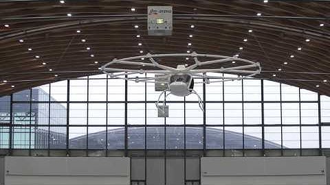 e-volo VC200 - maiden flight - electric helicopter