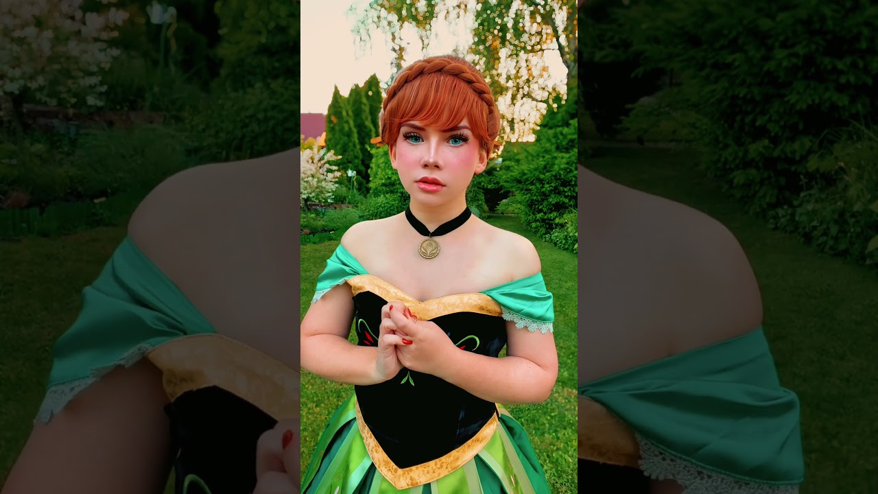 You ate my sandwich? | Anna #cosplay | Frozen
