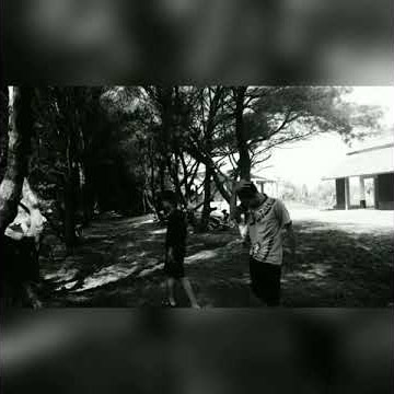 Vidio lucu 'Mundur Alon Alon' Story WA