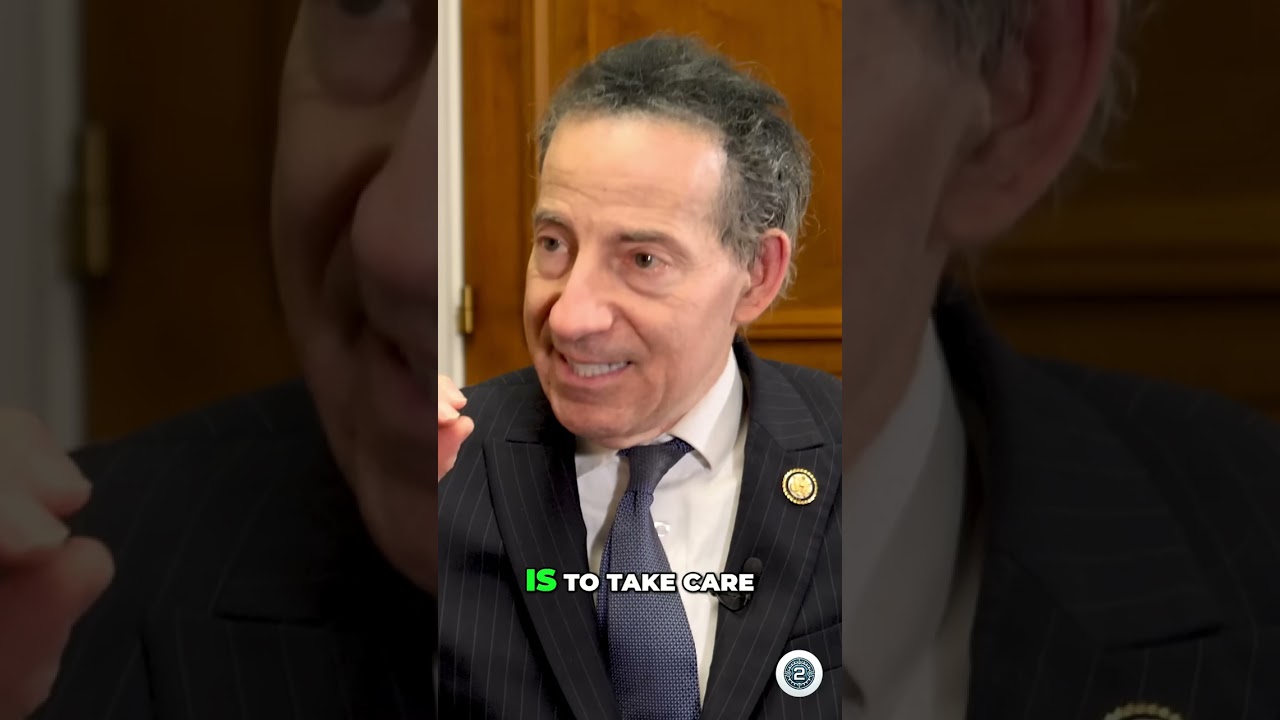 President's REAL Job: Not King, Not Monarch!