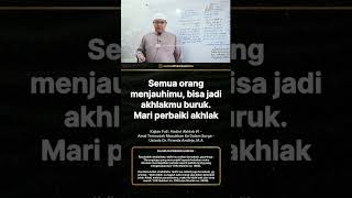 semua orang menjauhimu, bisa jadi akhlakmu buruk