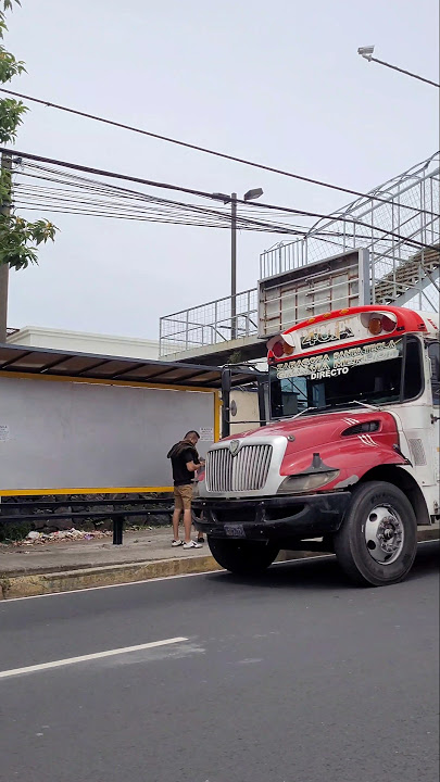 Un paso por Plaza Merliot 🌆✨ #elsalvador #travel #fyp