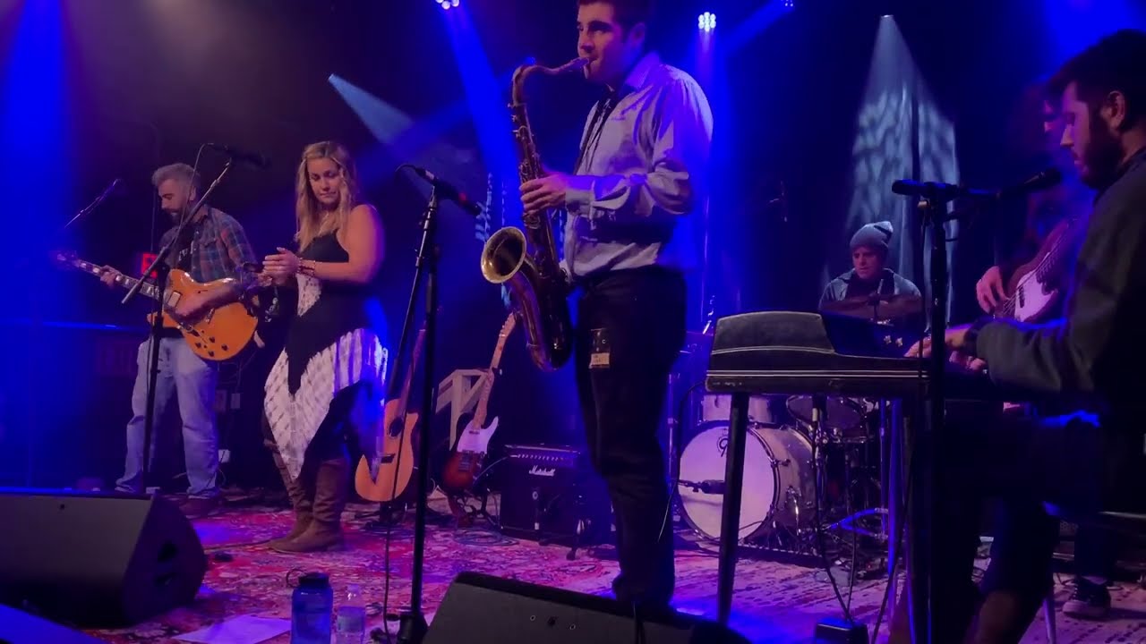 Guarda Get There - Tracy Jo & the Toads su YouTube Guarda Get There - Tracy Jo & the Toads su YouTube