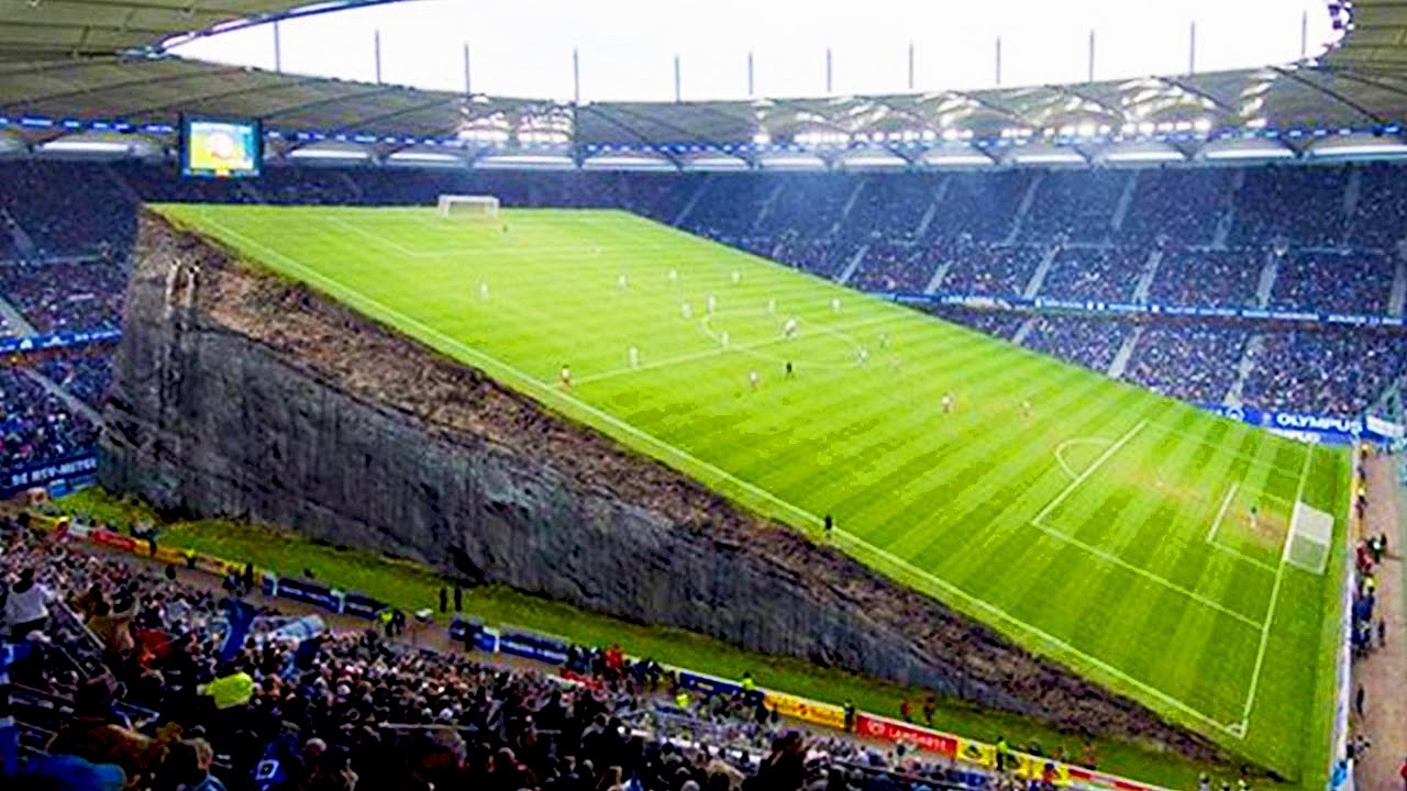 10 Самых Необычных Футбольных Стадионов в Мире