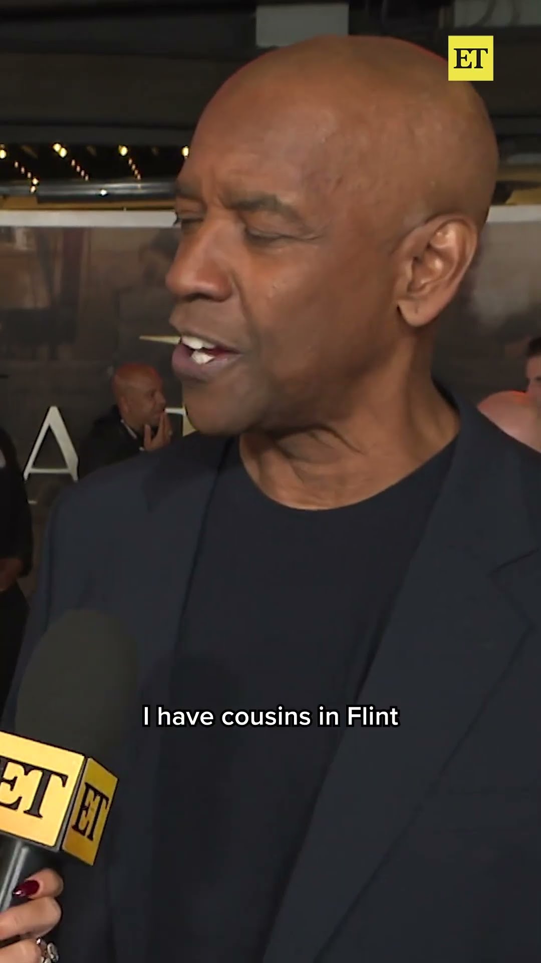 Denzel and Pauletta Washington React to Him Being Crowned 'Sexy at Every Age' #gladiator2 #shorts