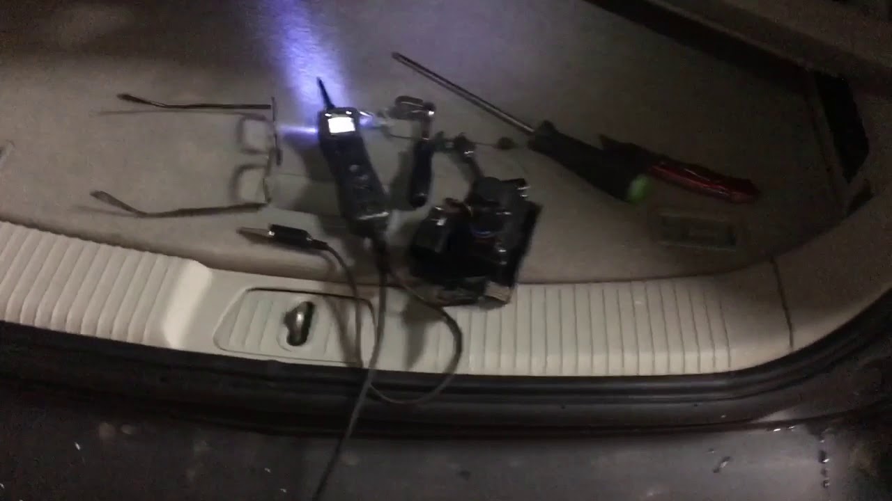 Chevy equinox tail gate will not open. YouTube