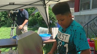 Mpls. Helps Teen Keep His Hot Dog Stand Open