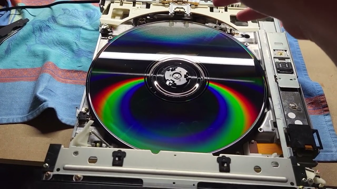 National DP-300 VHD Player - Repair Advice - YouTube