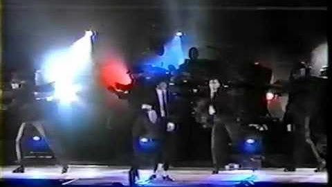 Michael Jackson - Dangerous - Live DWT Santiago de Chile 1993