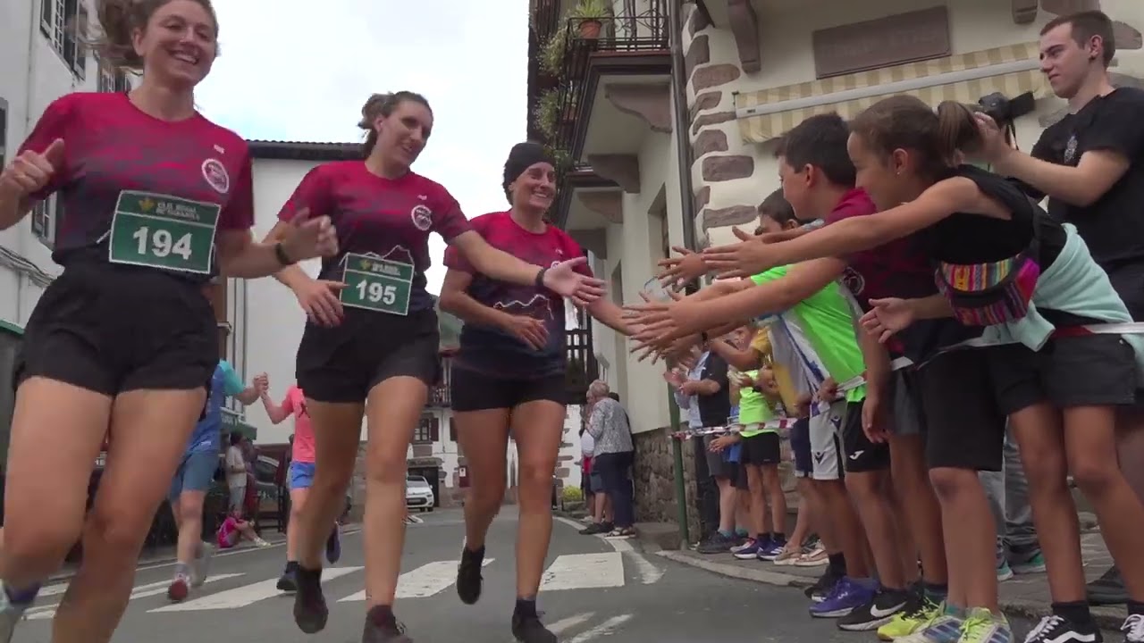 BESTAK 2024 ETXALAR I HERRI LASTERKETA ETA TXUPINAZOA