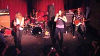 The Donnas Cover Kiss' Strutter - Live from The Note, West Chester, PA - 3/27/10