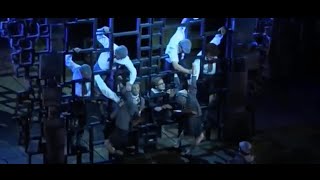 School song | Matilda The Musical west end Resimi