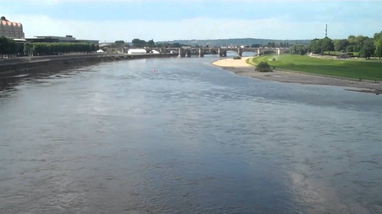 NU Europe by Rail 2011 - Elbe River in Dresden