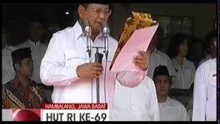 Download lagu Prabowo Bacakan Naskah Proklamasi Upacara 17 Agustus - HUT Kemerdeakaan RI ke 69 di Hambalang