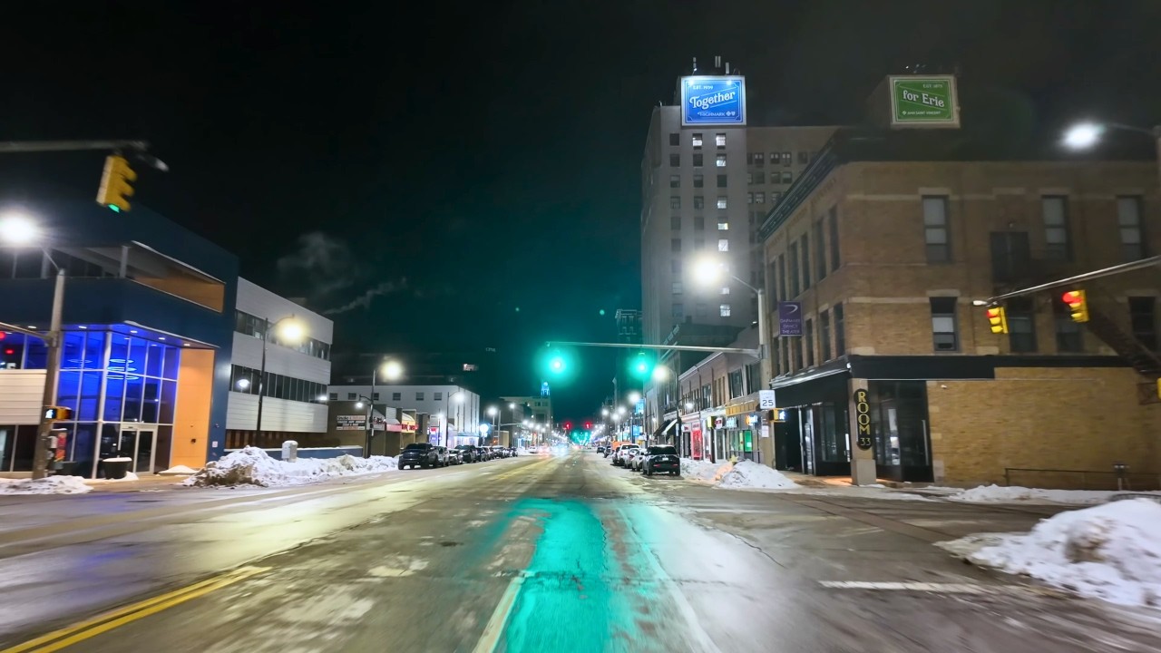 Erie, Pennsylvania | Downtown Drive in Snow