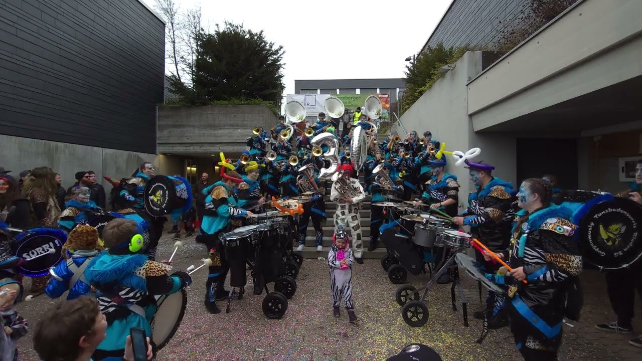 Tanzbodensurris Rieden - Holding Out For A Hero (Bonnie Tyler)