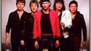 Watch Survivor Cant Give It Up video