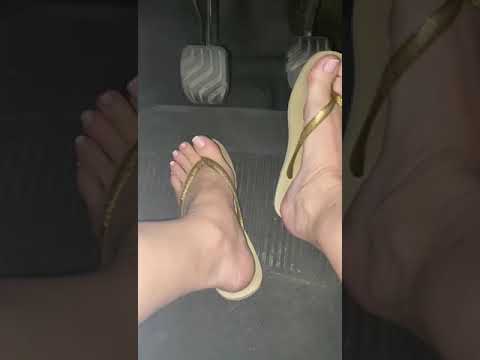 Unhas feitas agora