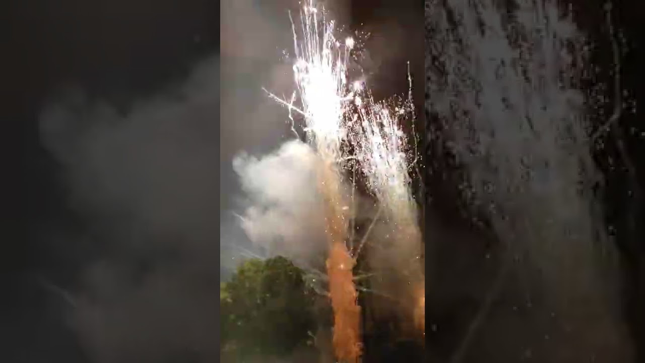 Killiani-Feuerwerk zum Abschluss am 17.7.22 in Würzburg.