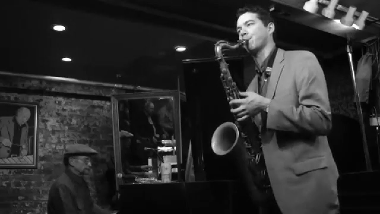 "BLUE SKIES": MIKE LIPSKIN / EVAN ARNTZEN at SMALLS (Dec. 8, 2015)