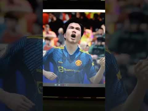 Đường truyền giữa sân xé toang hàng phòng ngự - Fifa Online 4