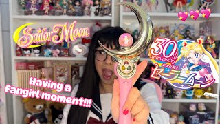 I’m Fangirling!! | Sailormoon Moon Stick Proplica Review!!!