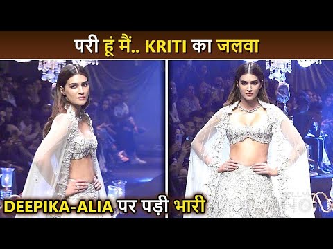 परी हूं मैं.. Kriti Sanon flaunts super huge figure On Ramp At Lakme Fashion Week 2022 | Filmi World