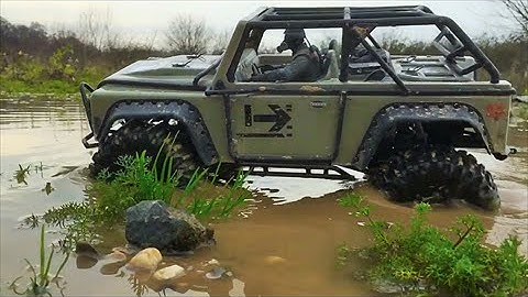 RC AXIAL SCX10 DINGO MUD ADVENTURE! BIG SOUND! BIG WHEELS!