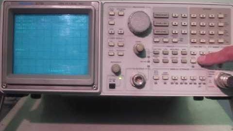 Tektronix 2712 Spectrum analyzer　動作確認