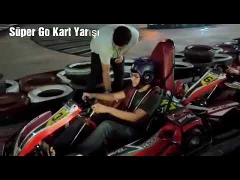 Çok Çekişmeli Go Kart Yarışı - Kaza Yaptı !!!