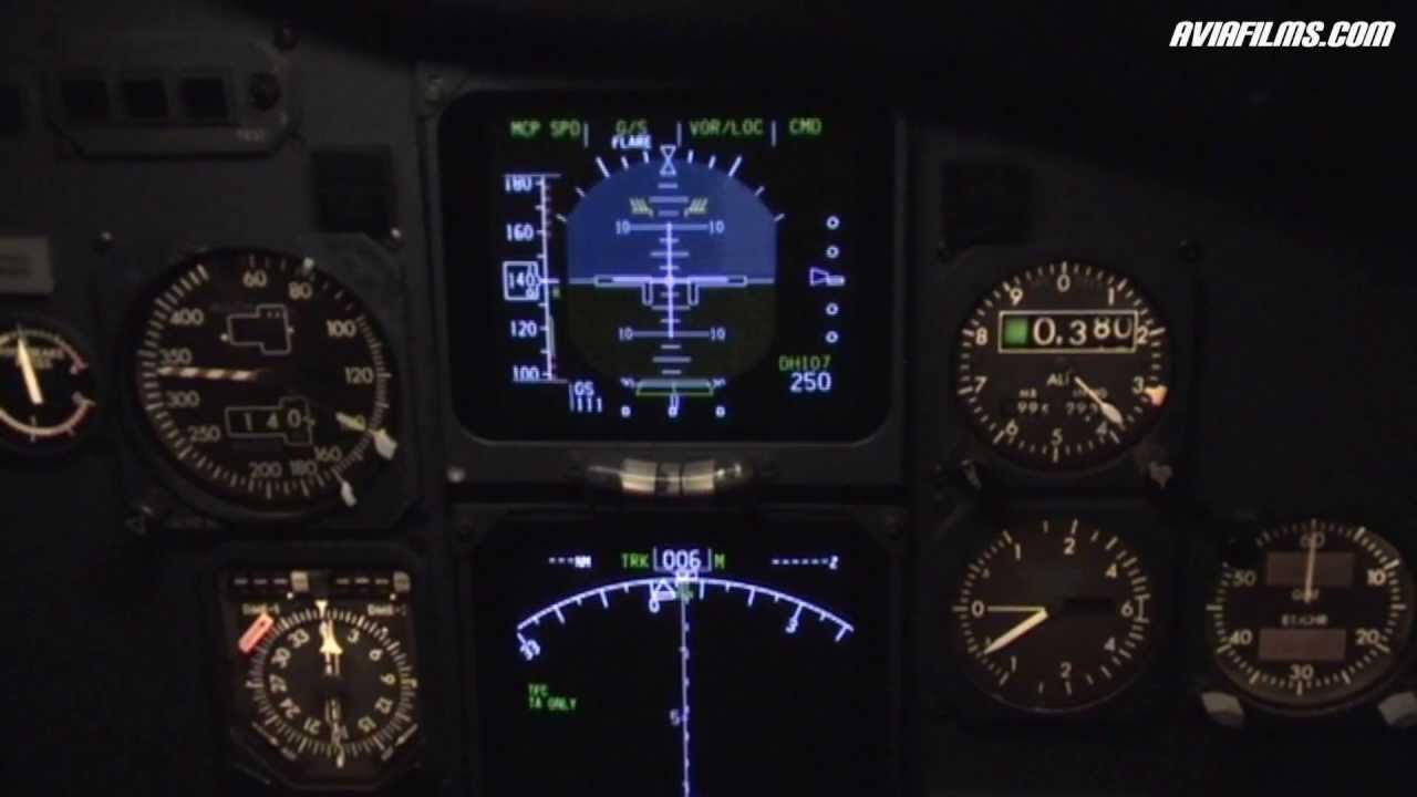 CAT III autoland Boeing 737 simulator - YouTube