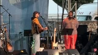 Amos Lee @ ACL Festival - 10/3/25 - Landslide (Fleetwood Mac cover)