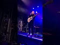 Ed Sheeran Singing ‘Photograph’ without mic - tells audience to STFU!
