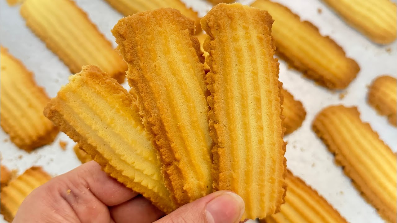 اسرار بسكوت العيد بالبرتقال والنشادر 🍊وانسي انه يسيح ويفرش منك👌معمول بالكيس و الماكينة هش ومقرمش👏 