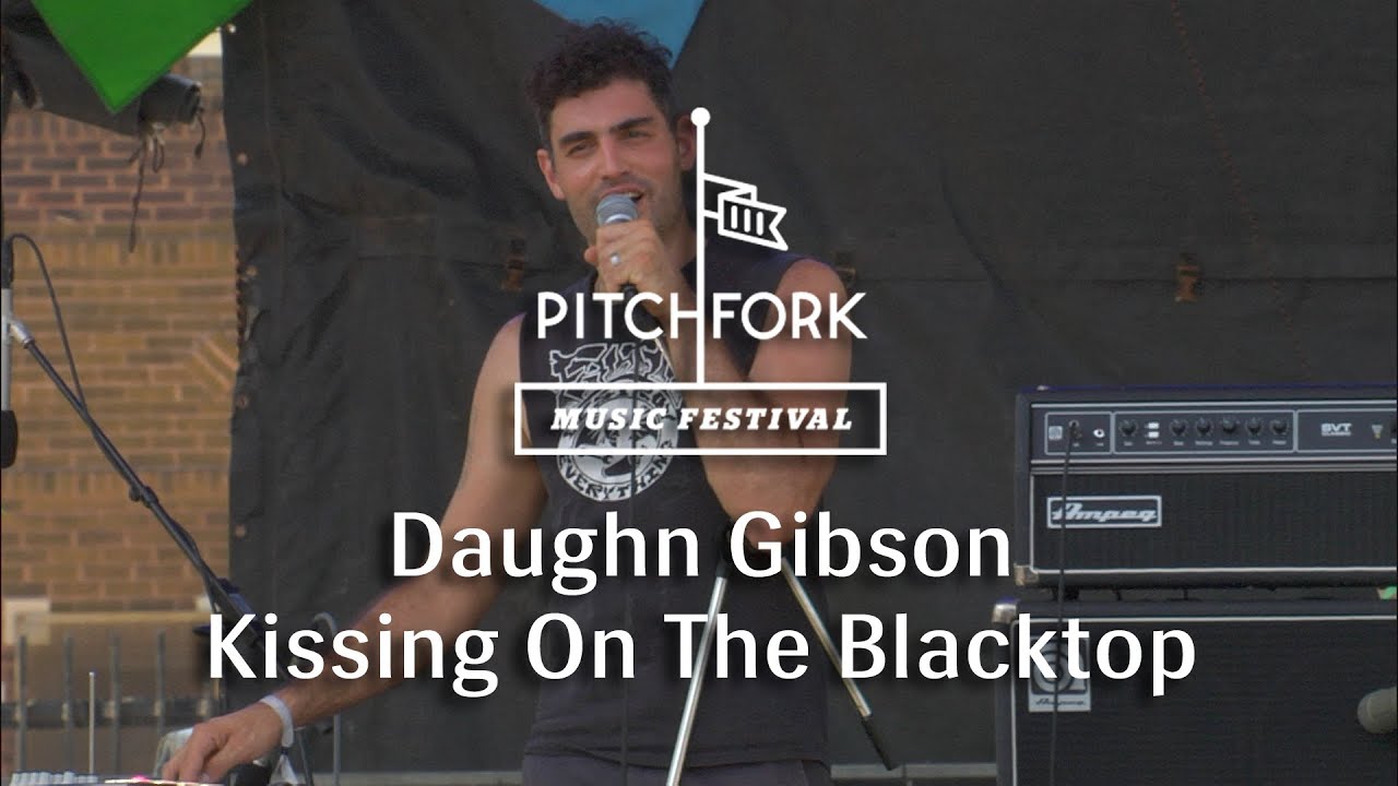 Daughn Gibson "Kissing On The Blacktop" Pitchfork Music Festival