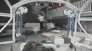 Rainbow Six Siege Clash clutch