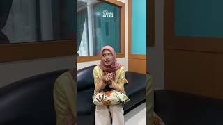 Download Lagu Arti Lagu ABBA 'Slippin' Through My Fingers' #Shorts MP3